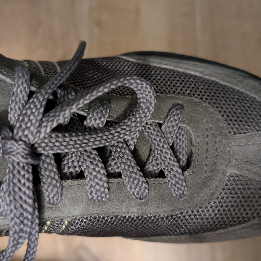 Banana Republic Green And Gray Sneakers With Knit Upper View 4